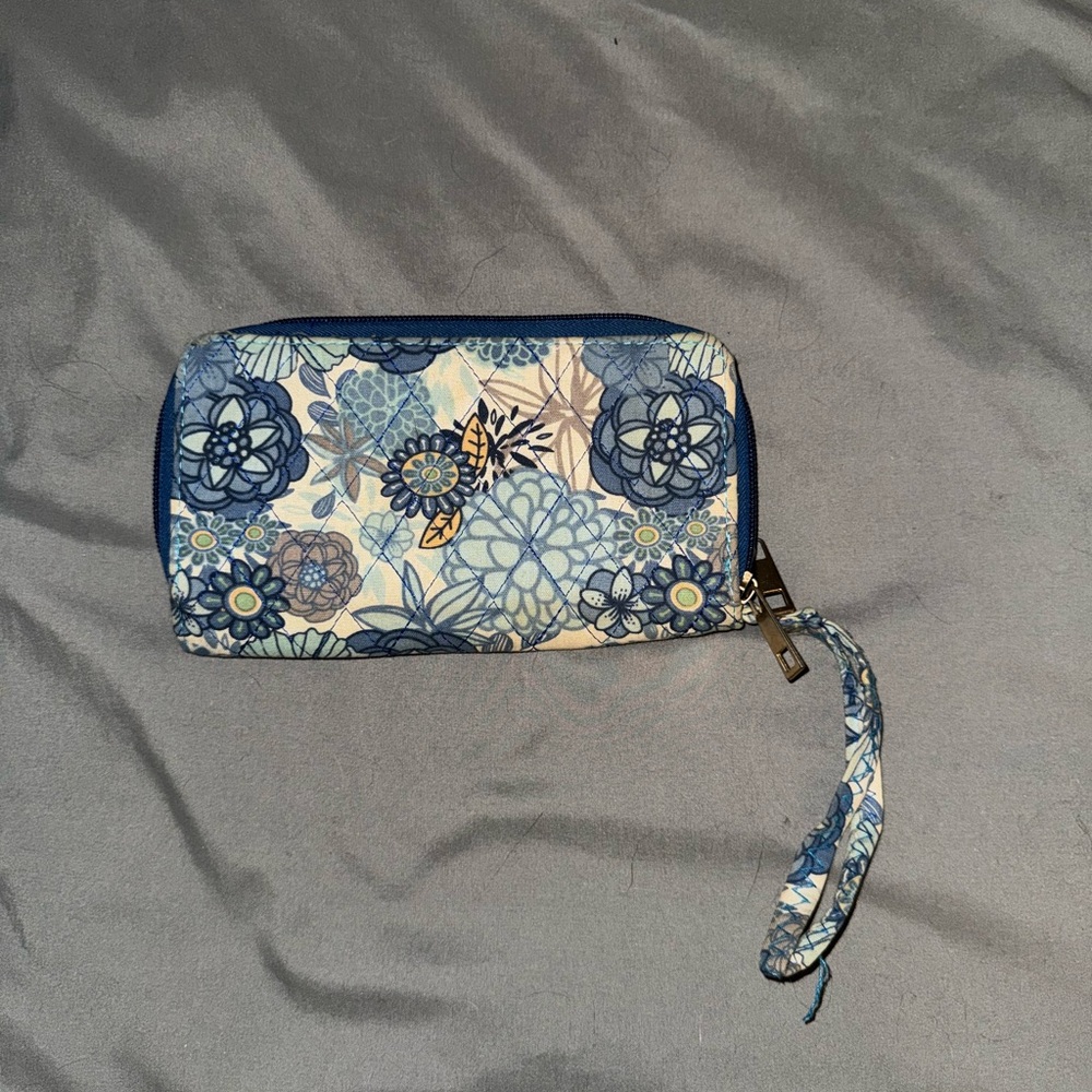 Womens paisley wallet